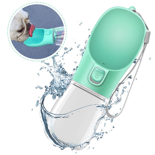 Portable drinking cup for pets